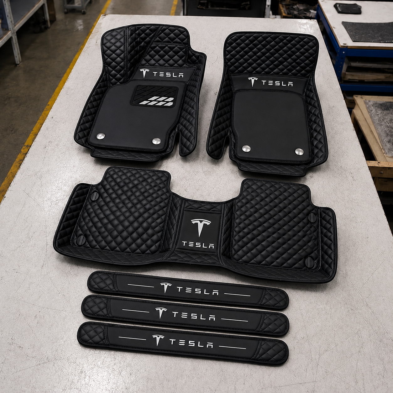 Set Tappetini Auto in Vera Pelle Premium — Protezione Elegante per il Tuo Veicolo